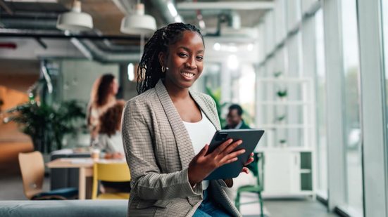 O perfil do empreendedor tem papel central no clima organizacional e na capacidade de crescimento da empresa (Imagem: Zamrznuti tonovi | Shutterstock)