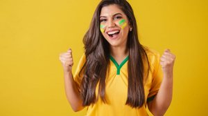 Utilizar tintas inadequadas pode causar irritações e alergias na pele (Imagem: Pedro Ignacio | Shutterstock)