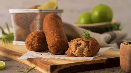 Croquete de carne moída (Imagem: homydesign | Shutterstock)