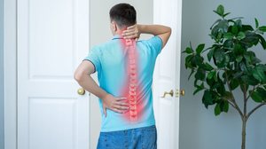 Reconhecimento da fibromialgia como deficiência física representa um avanço para o diagnóstico clínico e controle dos sintomas (Imagem: fica | Shutterstock)