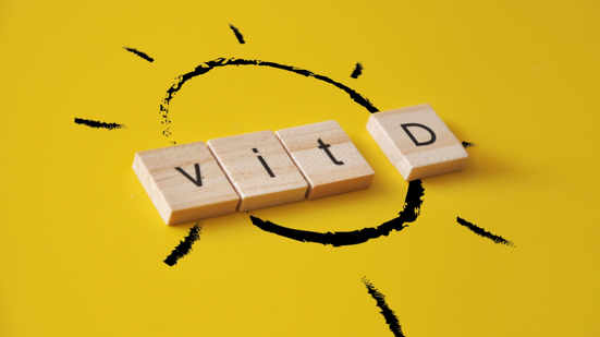 Manter os níveis adequados de vitamina D é essencial para o bom funcionamento do organismo (Imagem: Fida Olga | Shutterstock)