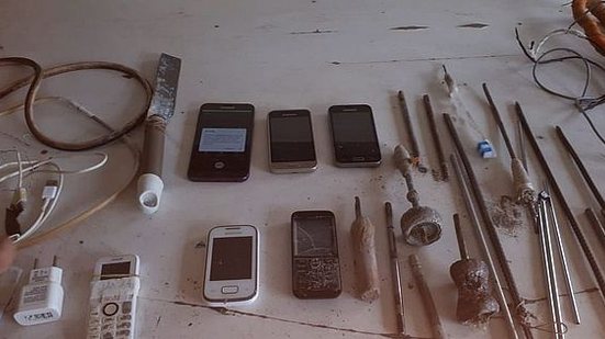 Imagem Operação Pente Fino localiza celulares, facas e pen drive em presídio na PB
