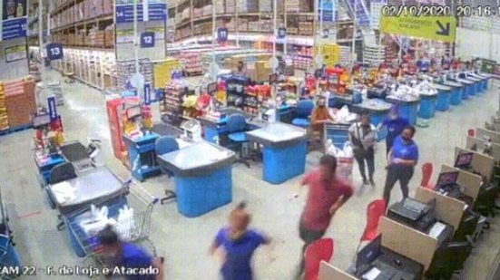 Imagem Prateleiras com produtos desabam em supermercado e deixam um morto e feridos em São Luís; vídeos