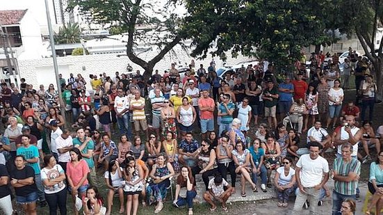 Dezenas de moradores participaram da reunião neste sábado (19) | Cortesia ao TNH1