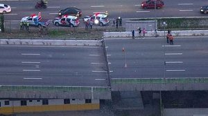 Imagem Prefeitura de SP diz que há risco de desabamento de viaduto que cedeu na marginal Pinheiros