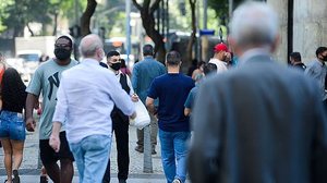 Imagem Rio libera eventos ao ar livre, público em estádios e amplia lotação máxima de bares