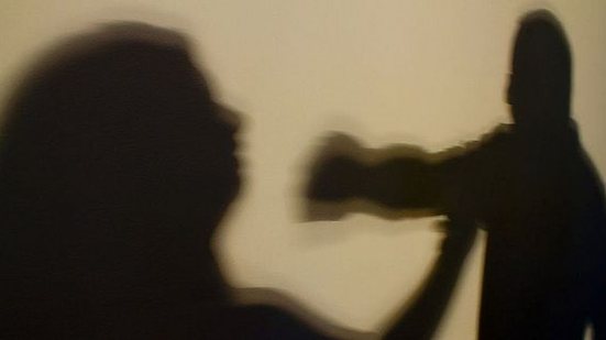 Projeto prevê o pagamento de auxílio, por até seis meses, para mulheres vítimas de violência doméstica | Foto: Arquivo / Agência Brasil