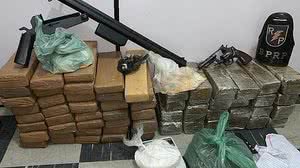 Suspeito de tráfico foi preso após denúncia anônima | Cortesia ao TNH1