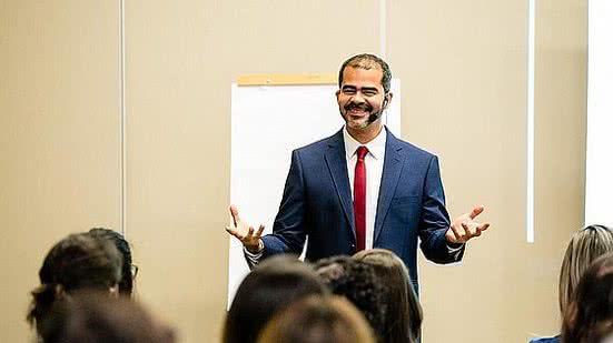 Cristiano Saback é consultor de carreiras | Divulgação