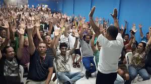 Funcionários decidiram por greve em assembleia | Cortesia ao TNH1