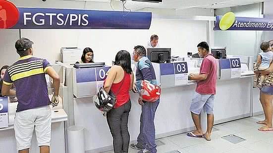 Imagem 18.470 alagoanos podem sacar abono salarial do PIS a partir desta quinta; veja calendário