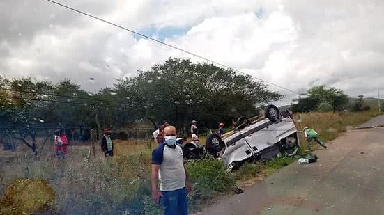 Van deixou a pista ao capotar em trecho da rodovia AL-220 | 7 Segundos/Cortesia