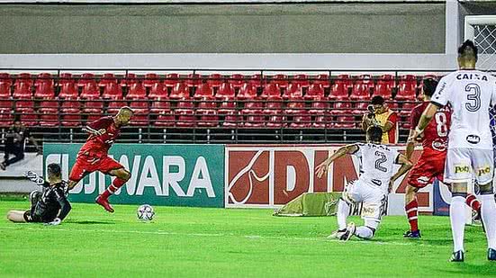 No primeiro turno, CRB bateu a Ponte por 2 a 0 no Rei Pelé | Pei Fon / Portal TNH1