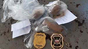 Imagem Três mulheres são flagradas tentando entrar com maconha no sistema prisional