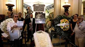 Familiares e amigos dão o último adeus ao fotógrafo Evandro Teixeira | Tânia Rêgo / Agência Brasil