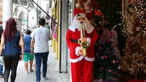 Entre os itens decorativos, a diferença de preço chega a 80% | Foto: Rovena Rosa / Agência Brasil