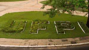 Imagem Universidade do Piauí abre 29 vagas para técnicos administrativos