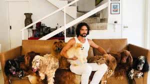 Jeff Machado e seus cães: amor incondicional pelos animais | Foto: Reprodução / Instagram
