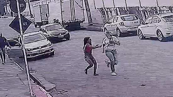 Câmera registrou suspeitos em tentativa de assalto na Serraria, na última quinta-feira | Foto: Reprodução