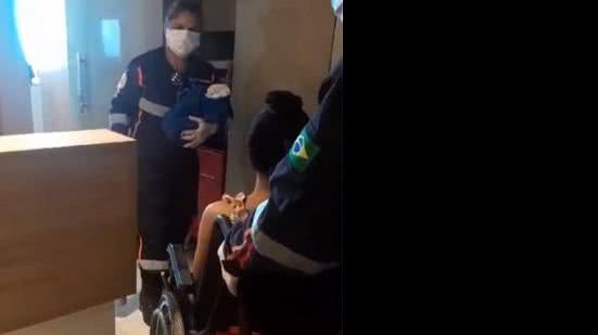 Mãe e bebê foram encaminhados para uma unidade hospitalar | Foto: Cortesia ao TNH1