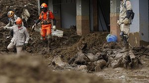 Buscas por desaparecidos continuam | Foto: Fernando Frazão / Agência Brasil