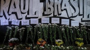 Homenagens às vítimas do tiroteio na Escola Raul Brasil, em Suzano, São Paulo | FolhaPress