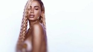 Imagem Anitta mostra prévia de 'Bola Rebola' e alcança 3 milhões de views em algumas horas