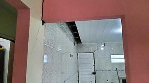 Rachaduras em imóvel, na área nomeada como 'Setor 4' de análise | Foto: CPRM