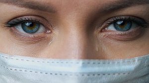 Cálculo é baseado nas curvas de contágio da variante em outros países com cobertura vacinal semelhante ao Brasil. Em média, a onda dura em torno de um mês | Foto: Reprodução