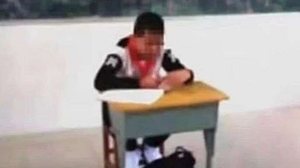 Imagem Professor isola criança que tem câncer por medo de contágio