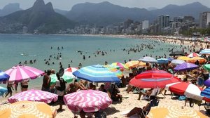 Termômetros marcaram 36,4°C em Guaratiba, na zona oeste | Foto: Tânia Rêgo / Agência Brasil