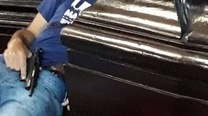 O atirador após ter cometido suicídio dentro da Catedra Metropolitana de Campinas | Foto/Reprodução