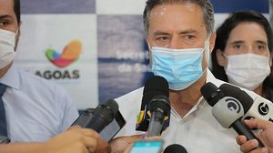 Imagem Apesar de atraso, governador garante início da vacinação nesta terça em todo o estado