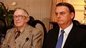 Imagem Bolsonaro lamenta morte de Olavo de Carvalho: 'Farol para os brasileiros'