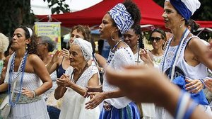 Blocos afros se reúnem para saudar Iemanjá na Praça XV no Rio | Tânia Rego/Agência Brasil