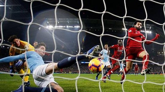 Imagem City vence e diminui distância para o Liverpool no Campeonato Inglês