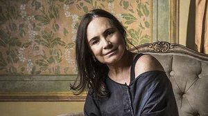 Imagem Governo convida Regina Duarte para Secretaria da Cultura; resposta virá até amanhã