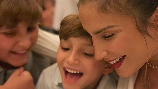 Cantora anunciou gestação pelas redes sociais | Reprodução / Instagram