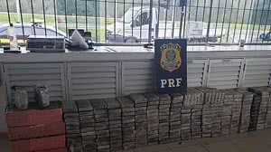 Imagem PRF apreende 326 quilos de cocaína em rodovia no Paraná