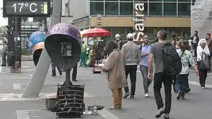 Termômetro de rua registra 17º C na avenida Paulista, SP | Luiz Carlos Murauskas / Folhapress