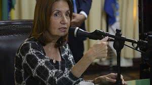 A deputada Martha Rocha, presidente da CPI do Feminicídio, durante audiência que analisou dados da violência contra a mulher | Tânia Rego/Agência Brasil