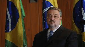 Imagem Delação de Palocci envolve grandes bancos, empresas e políticos e fala em "organização criminosa do PT"