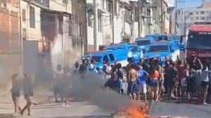 Moradores do Sampaio protestam pela morte de Reginaldo Avelar Porto | Foto: Reprodução/Redes Sociais