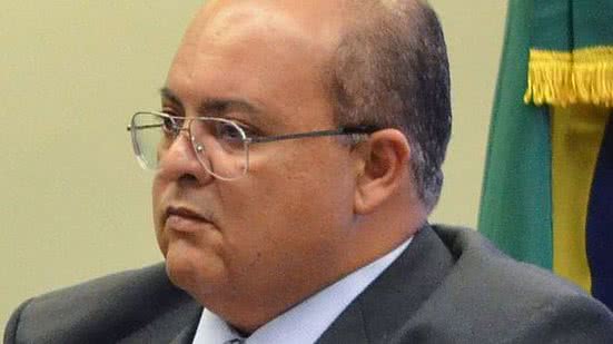 Imagem Governador do Distrito Federal é afastado do cargo