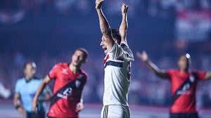 Imagem Nos pênaltis, São Paulo supera o Atlético Goianiense para chegar na final da Sul-Americana