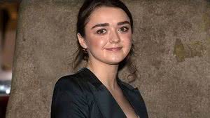 Maisie Williams na estréia de "Early Man" em Bristol, Inglaterra | Matt Cardy/Getty Images