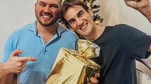 Luiz Fernando e o irmão Lucas antes do transplante renal | Reprodução