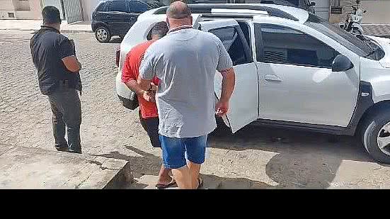 Suspeitos foram presos por agentes da Polícia Civil de Alagoas em Sergipe | Foto: Divulgação/PC-AL
