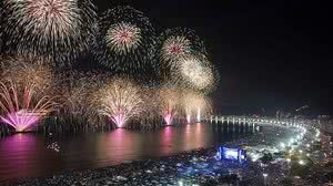 Imagem Prefeitura do Rio espera 2,8 milhões de pessoas no réveillon de Copacabana