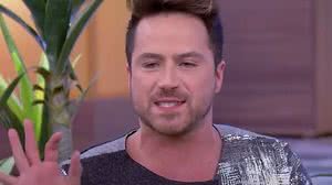 Imagem Comediante do programa 'A Praça É Nossa' morre de Covid-19 aos 39 anos